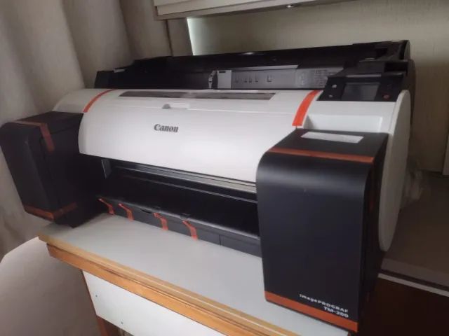 Plotter Canon Imageprograf Tm-200 - Nova - Sem uso -Não foi instalada ainda.   - Foto 3