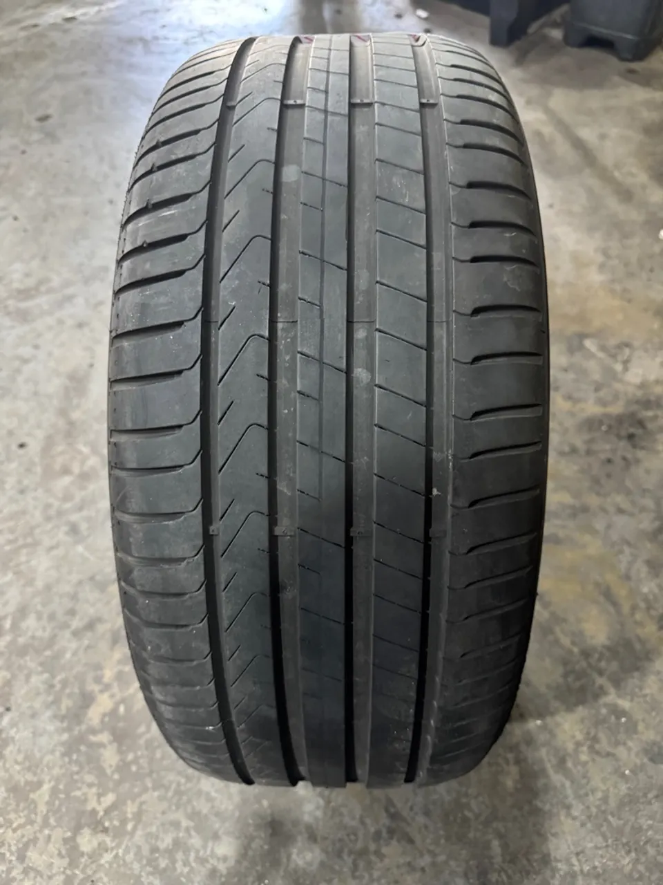 Pneu 245/40R18 Pirelli Cinturato P7 97Y (MOE) Run Flat