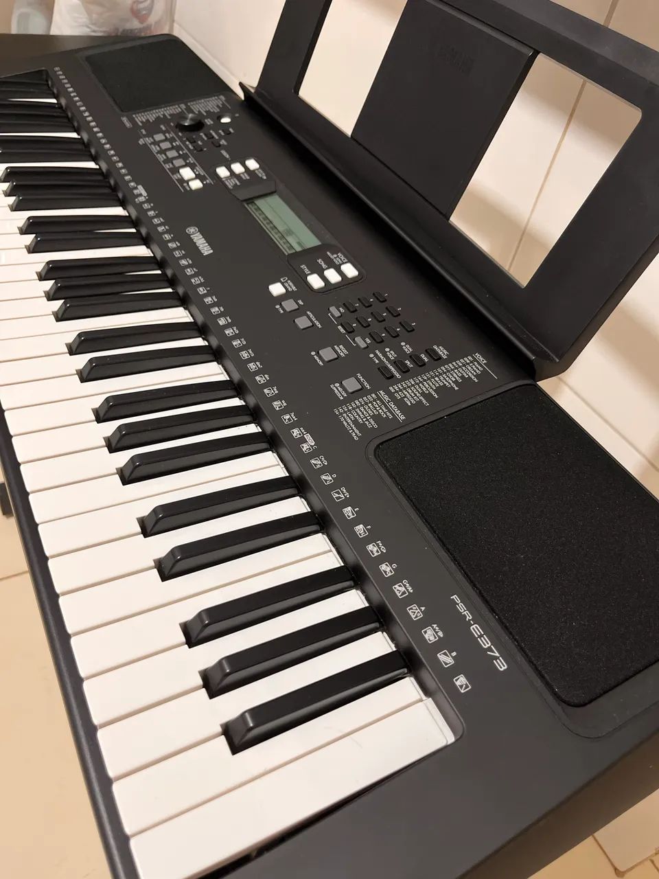 Teclado Yamaha PSR E373 (Ótimo P/ Igreja) - Foto 5