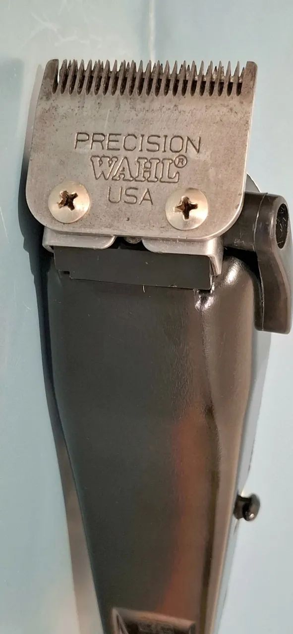 Máquina De Cortar Cabelo Wahl precision USA funcionando - Foto 3