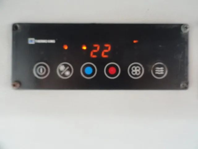 Micro Ônibus Rodoviário - Ano 09/09 - M. Benz 915 - Ar de Teto - 25 Lugares. - Foto 14