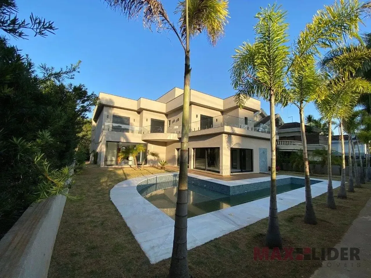 SANTANA DE PARNAíBA - Casa de Condomínio - Tamboré
