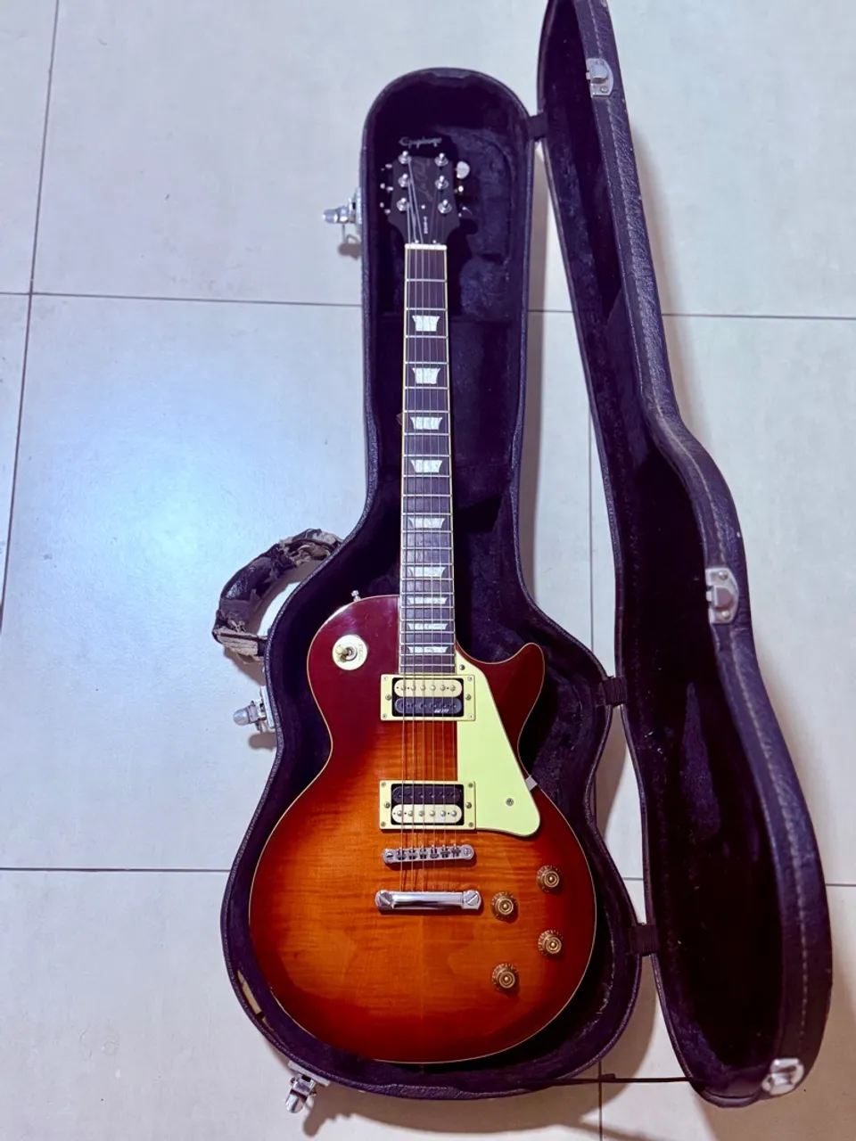 Guitarra Epiphone Les Paul - Modelo Gibson