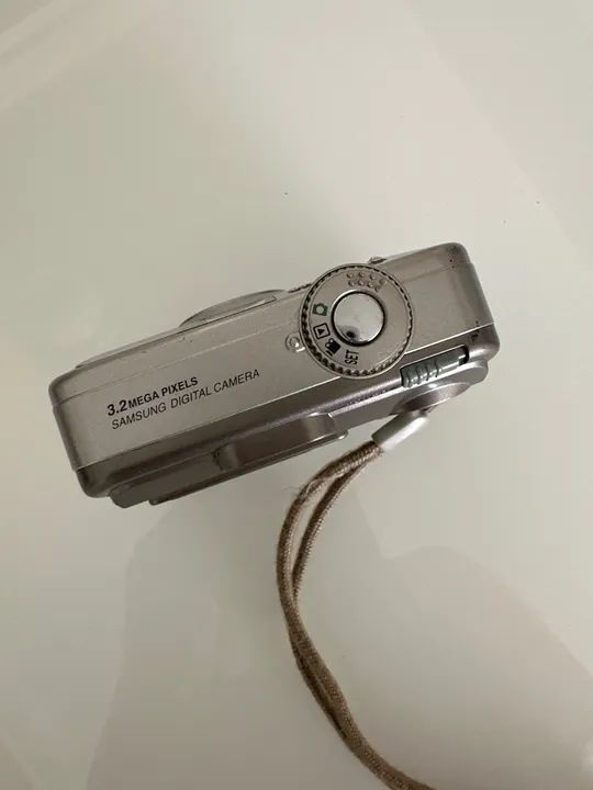 Câmera Digital Samsung Digimax 300 - não funciona - Foto 2