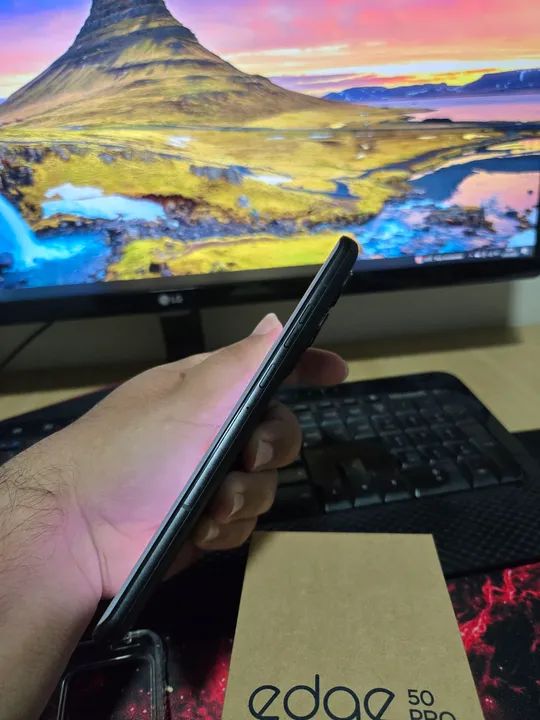 Motorola Edge 50 PRO 12/256 NA CAIXA Aceito troca passo cartão - Foto 4