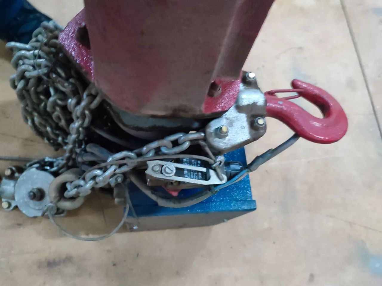 Talha elétrica industrial Koch 1 tonelada - Foto 4