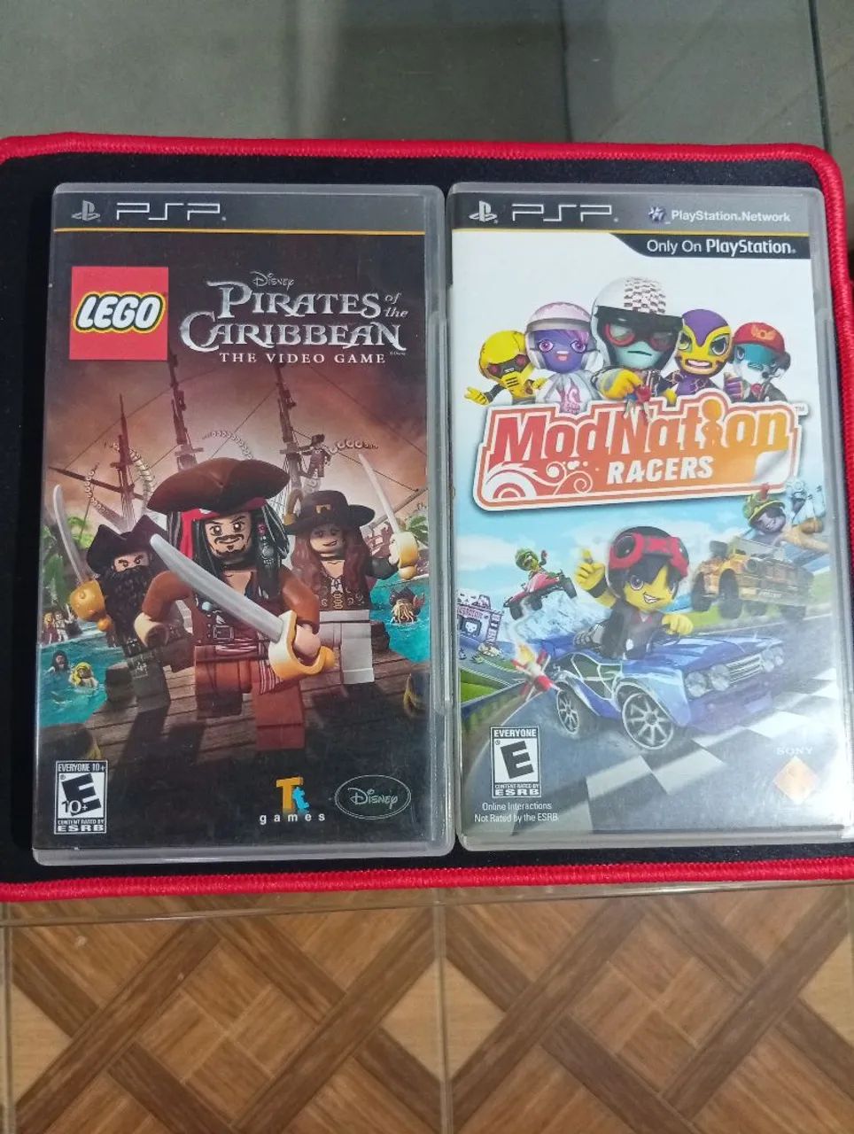 Dois jogos de PSP originais. - Jogos de Vídeo Game - Cidade Miguel