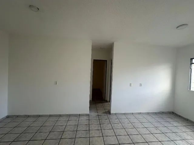 Alugo apt 2 quartos cond. residencial Acácias 1
