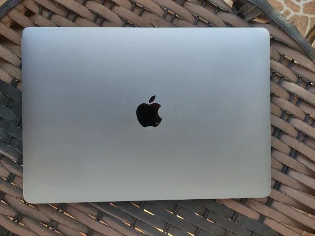macbook air retina 2018