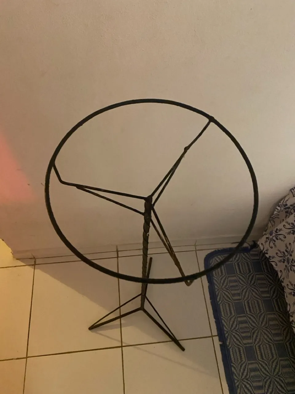 Suporte de ferro para plantas 