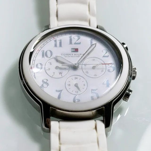 tommy hilfiger - relógio feminino branco - Foto 3