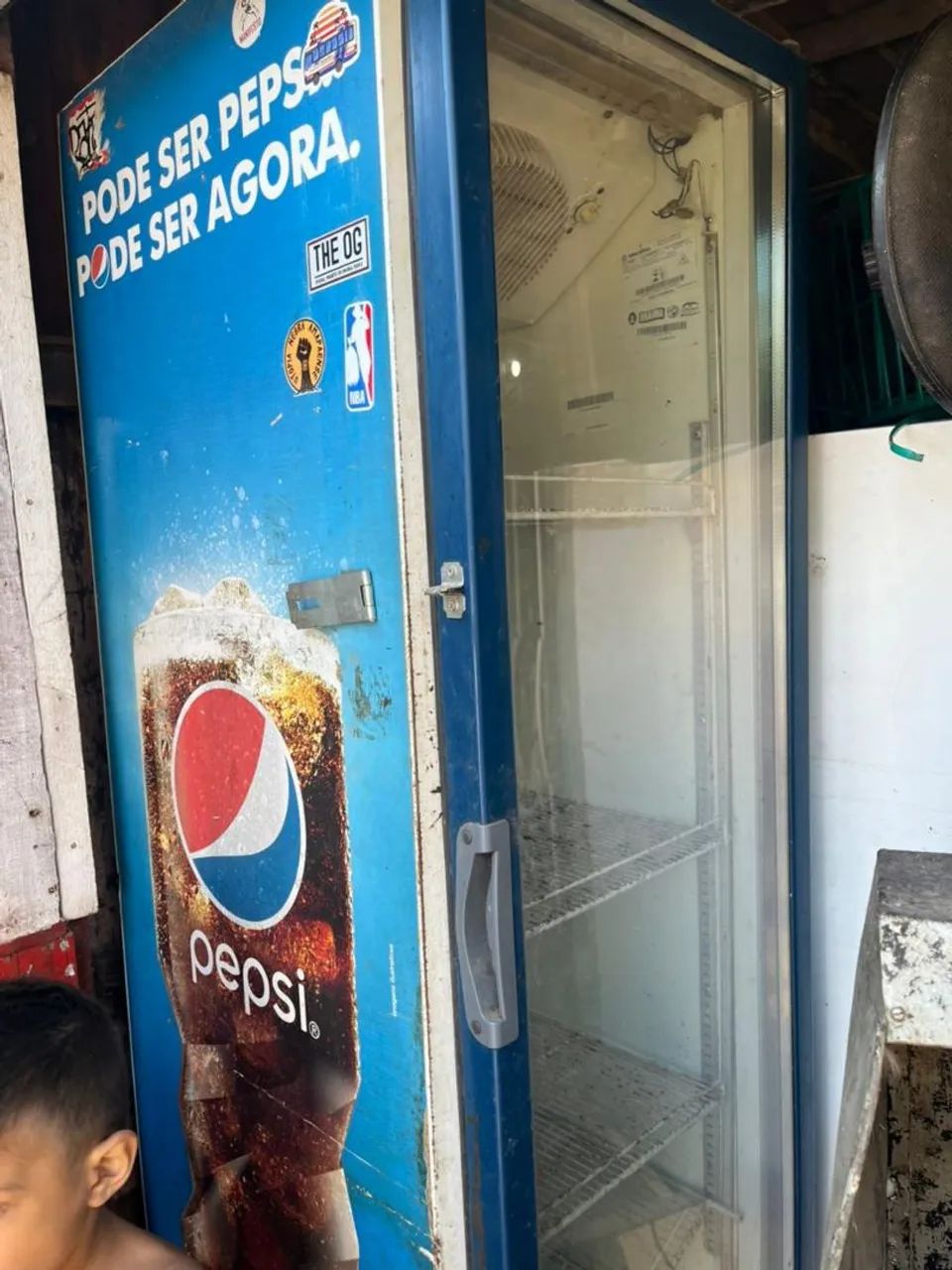 Expositor e máquina de pelar frango  - Foto 4