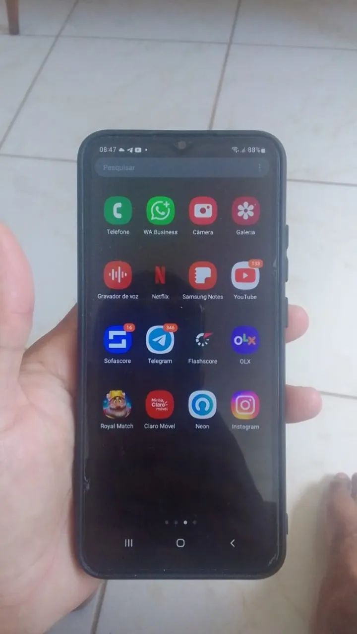 Celular em ótimo estado 