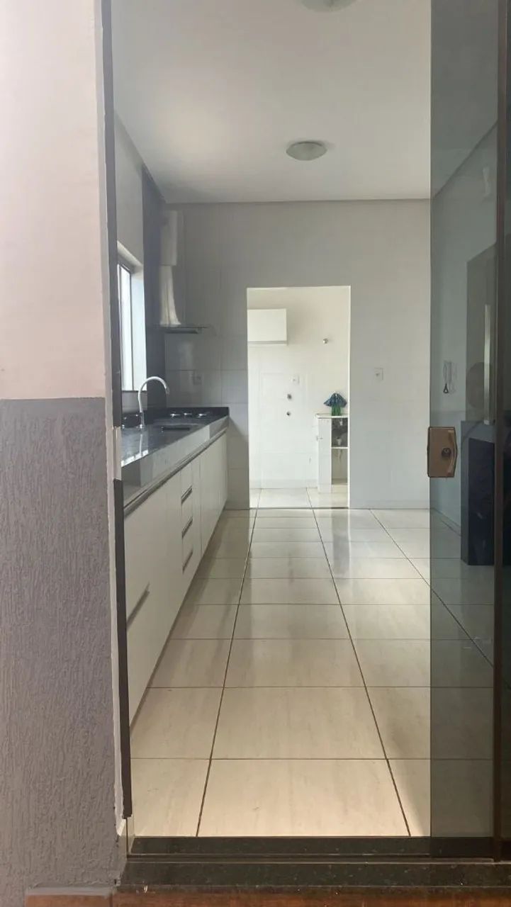 Apartamento térreo com área externa, próximo à Faculdade Atenas - Foto 2