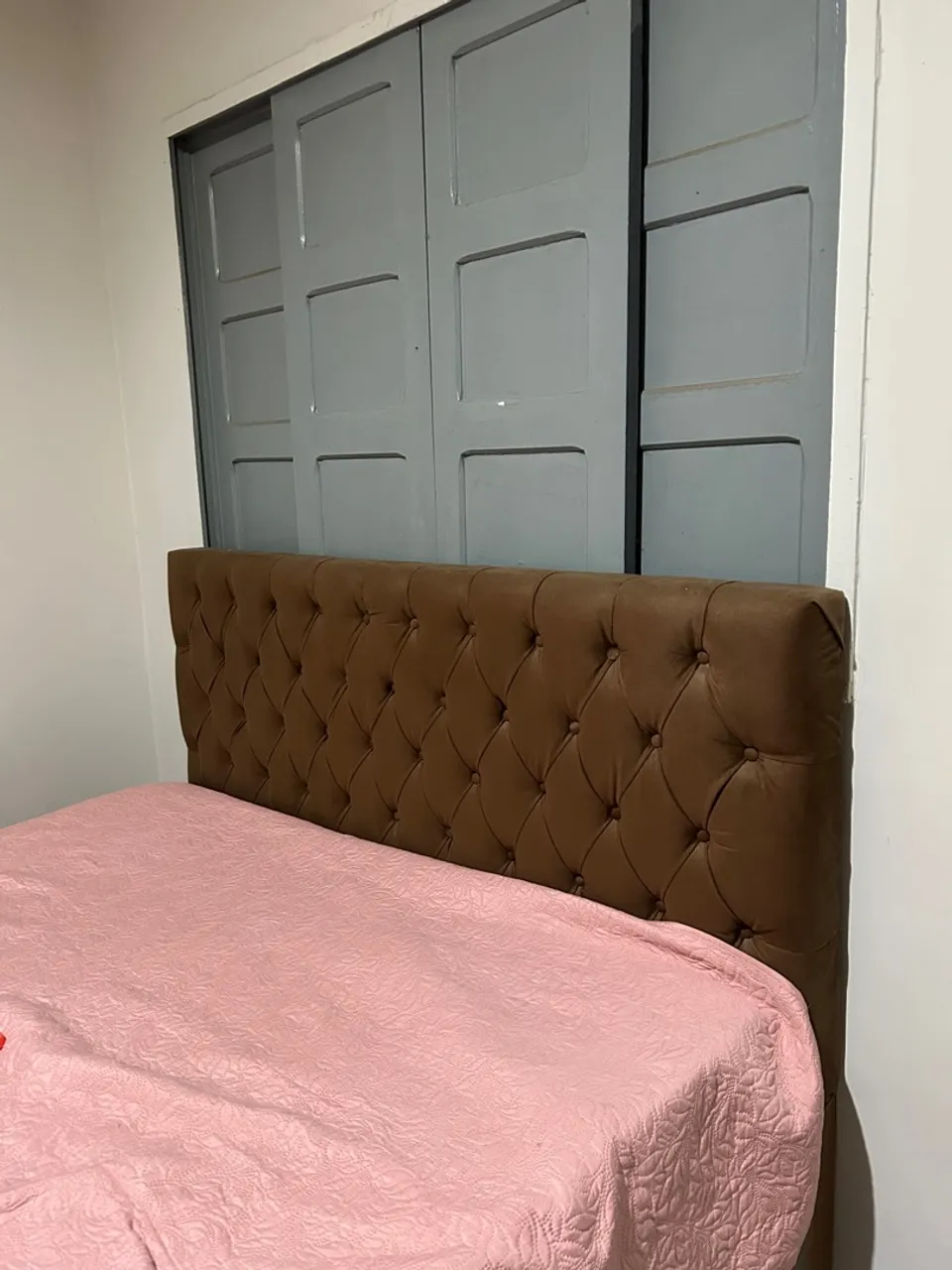 Cabeceira de Cama Estofada Marrom