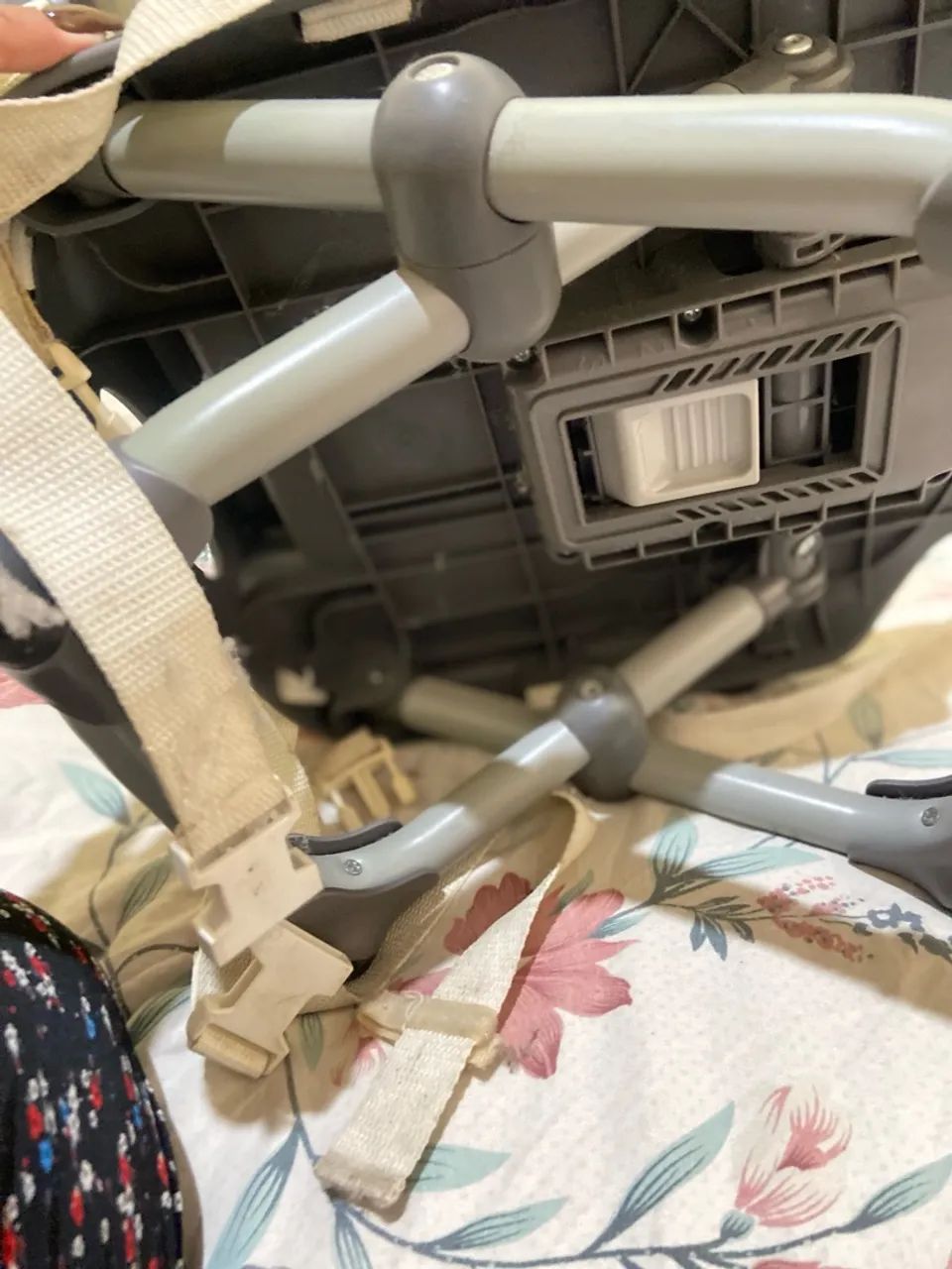 Cadeirinha de alimentação portátil para bebê - Foto 3