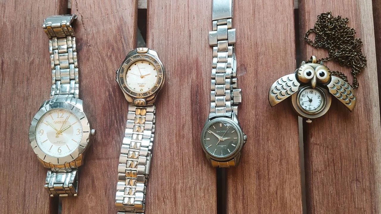 Conjunto de 5 relógios com defeito. ***