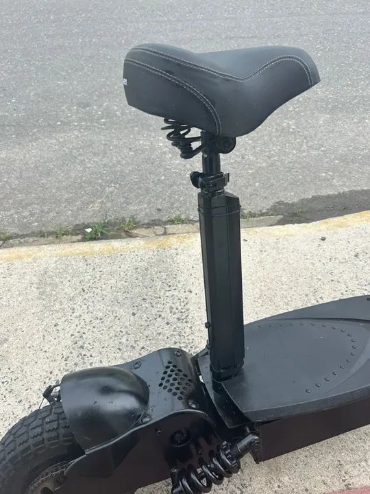 Scooter Elétrica - Usada - Preta - Foto 4