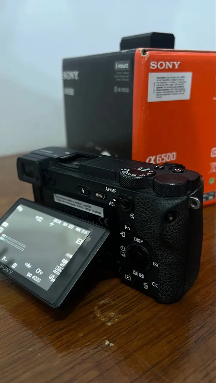 Câmera Sony A6500