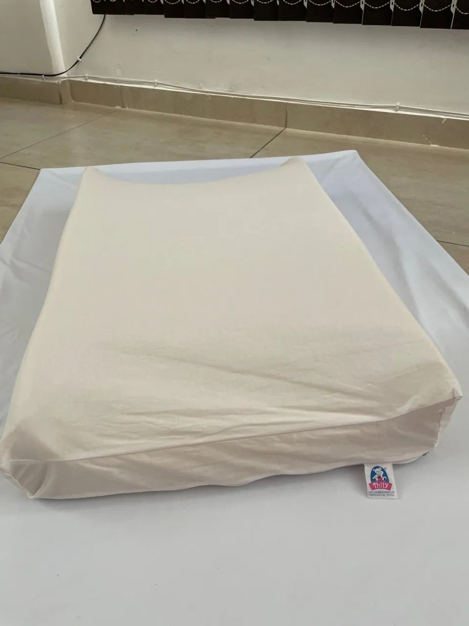 Trocador para Bebê com Espuma Fixa e Capa Plástica impermeável. - Foto 2