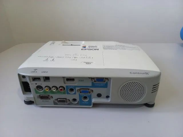 Projetor Epson S27 revisado com pouco tempo de uso e Brinde - Foto 2