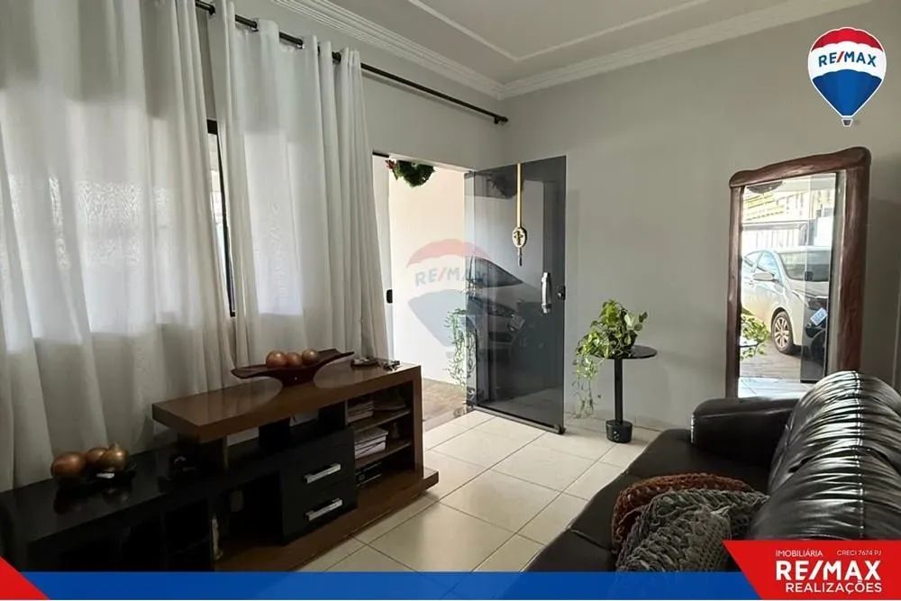 Duplex dos Sonhos no Jardim Califórnia à Venda!