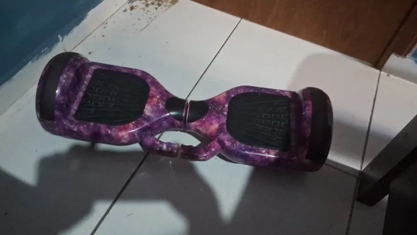 Hoverboard em bom estado funciona perfeitamente 