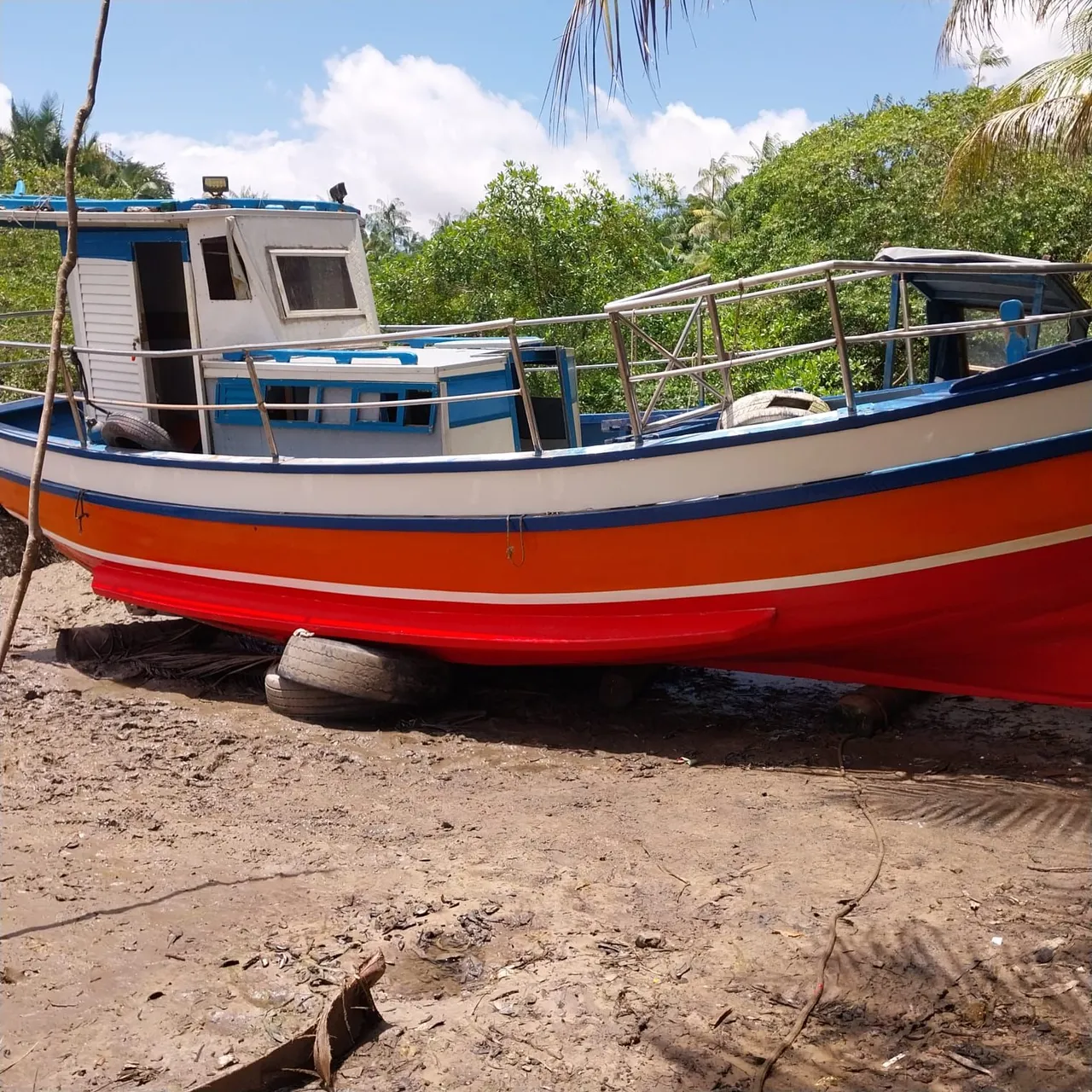 Vendo Barco de Pesca