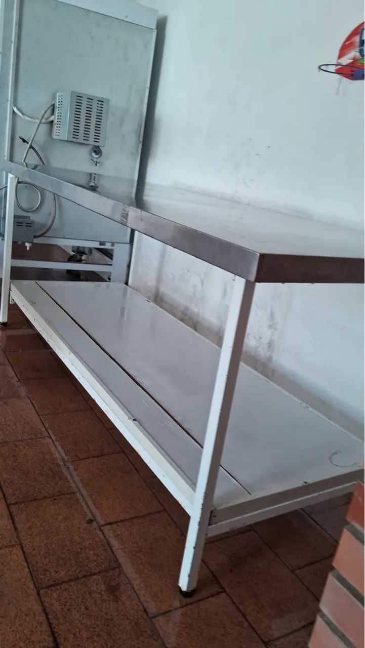 Bancada / Mesa inox escovado ÓTIMO ESTADO  - Foto 3