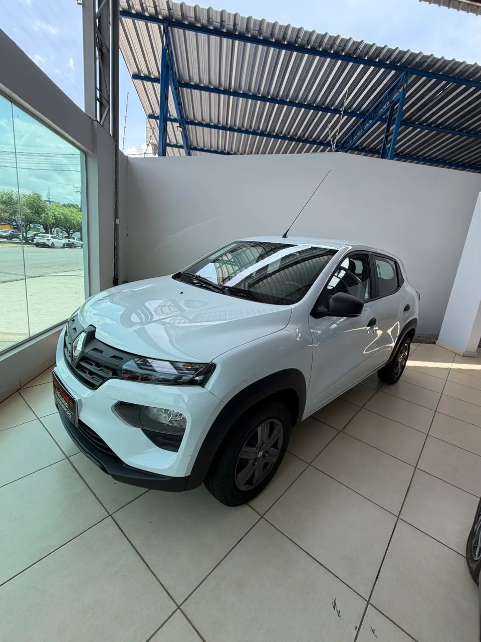 Renault Kwid Zen 1.0 Flex 12V 5P Mec. 2025 - Foto 2