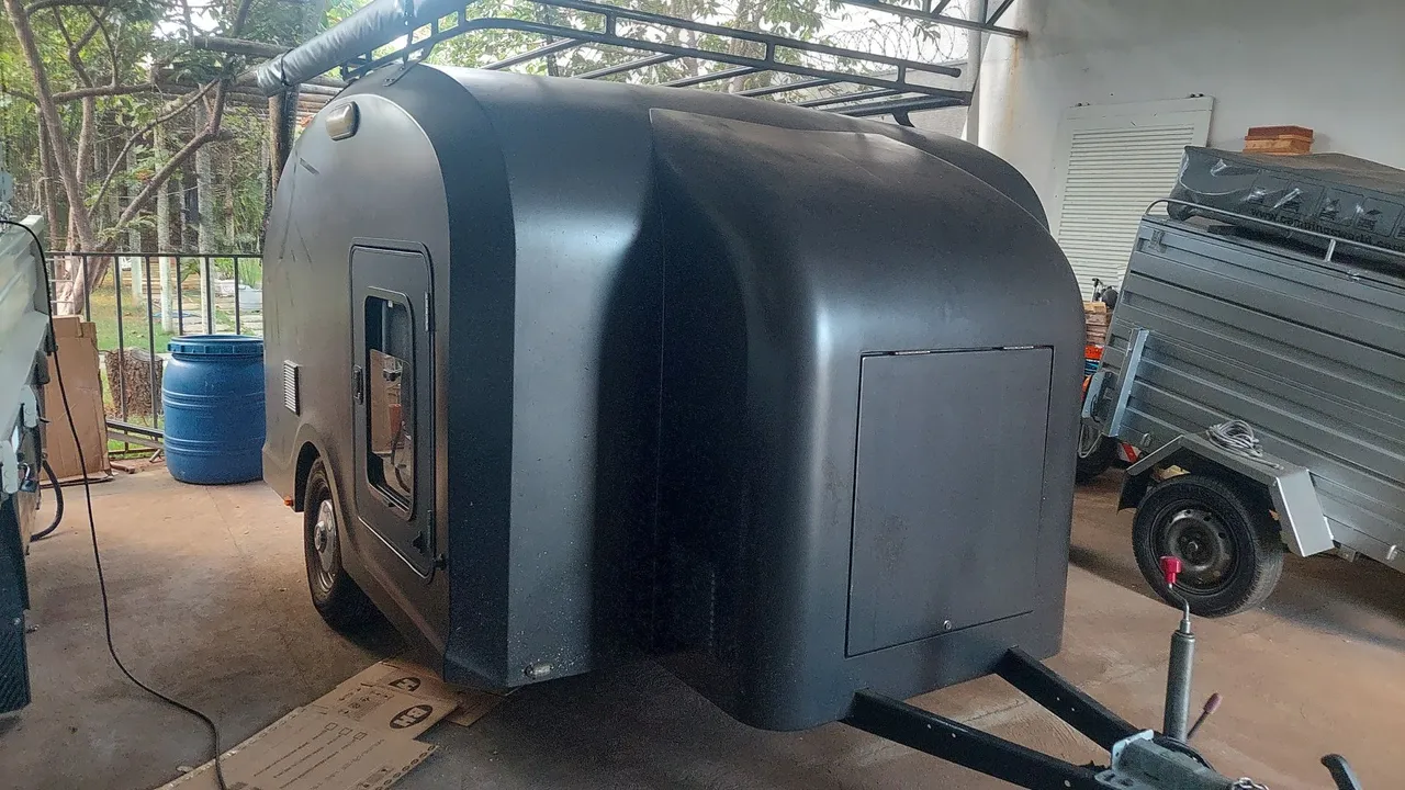 Mini Trailer Customizado - Aventura e Conforto!
