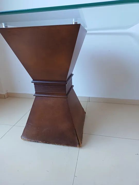 Mesa de vidro com base em madeira - Foto 3