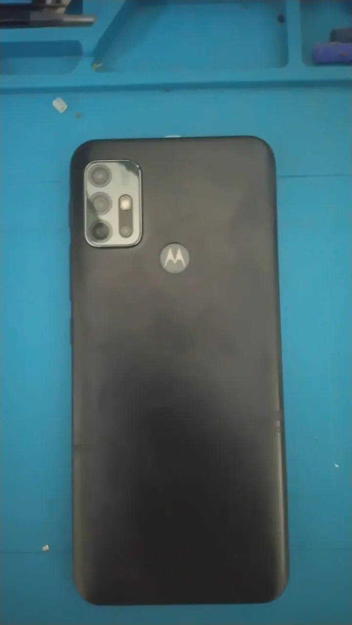 Motorola G30