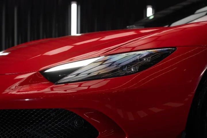 Ferrari 296 GTB (hibrido) 2024 - Foto 2