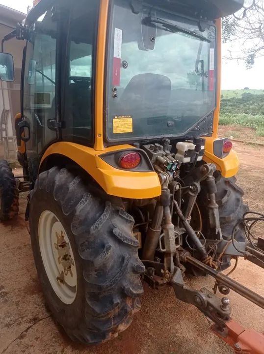 TRATOR AGRÍCOLA VALTRA A73F 4X4 2022 DIESEL - Foto 3