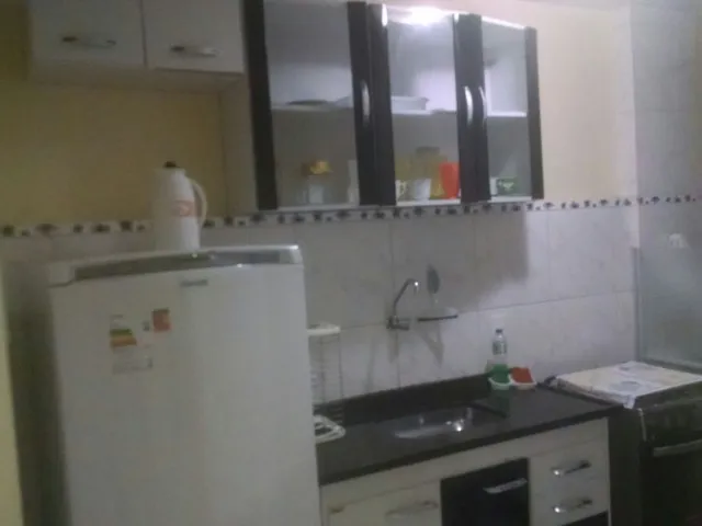 Apartamento reformado e mobiliado.Cond., IPTU, gás e água incluso. No Jardins Petrópolis