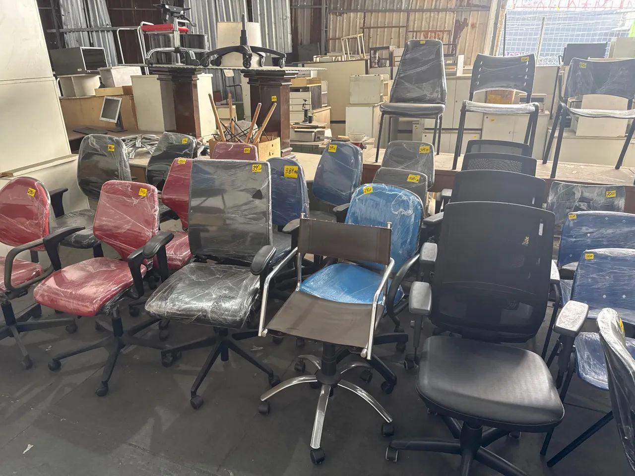 Cadeiras de Escritório em Promoção - Foto 3