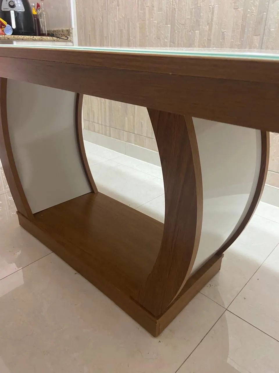 Mesa com 6 cadeiras 64341728459523122