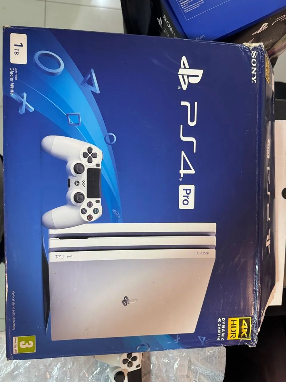PS4 + Jogos - Call of Duty WW2 e LEGO Batman 3 - Foto 2