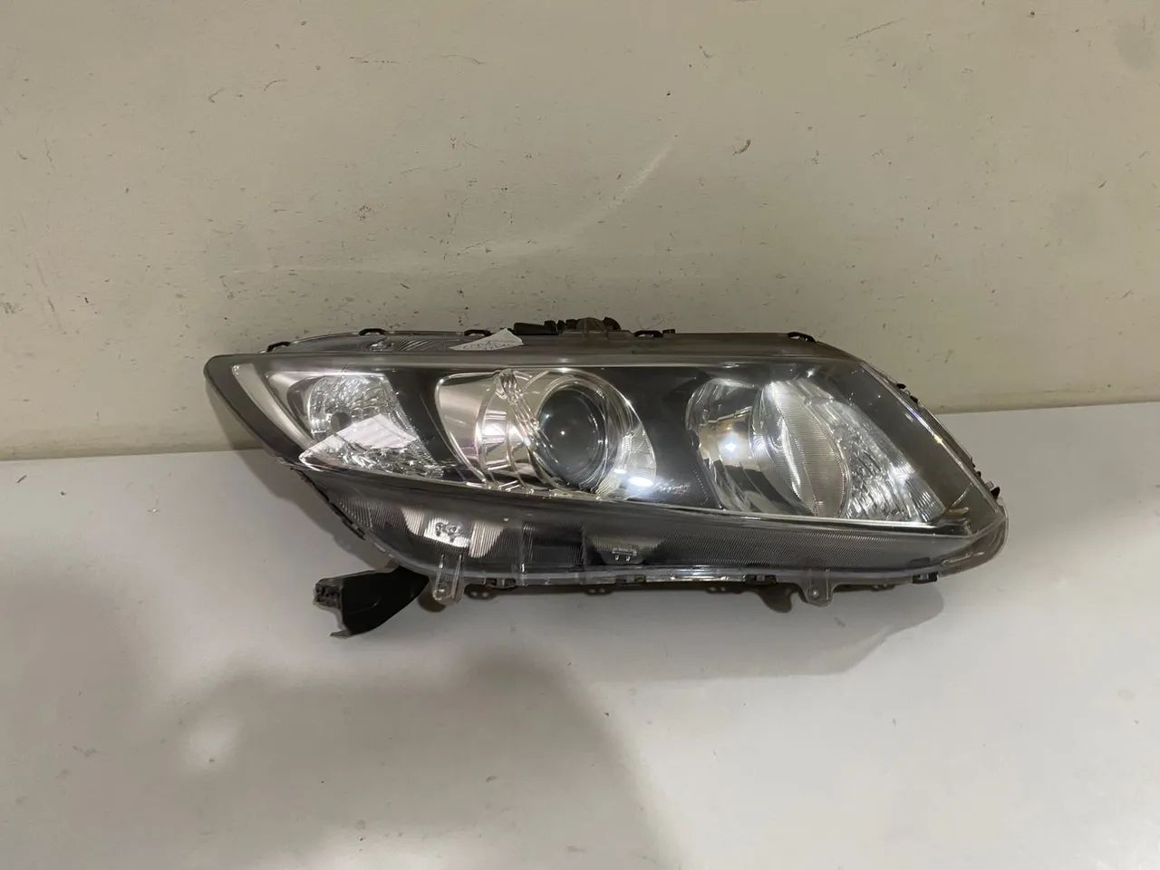 Farol direito Civic 12/16 Original