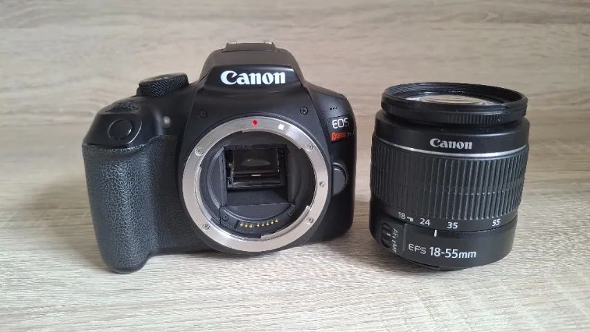 Câmera Canon Rebel T6 + lente 18-55mm + Flash - Foto 2