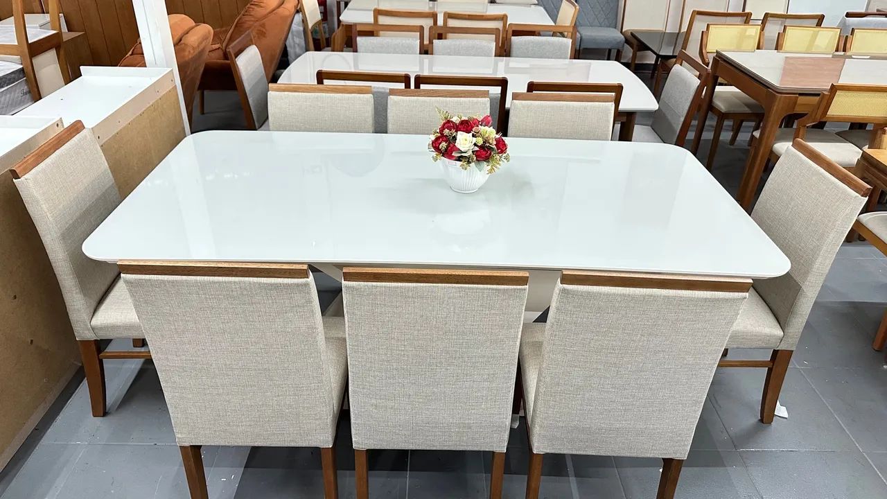 Mesa de Jantar Elegante com 8 Cadeiras madeira  - Foto 2
