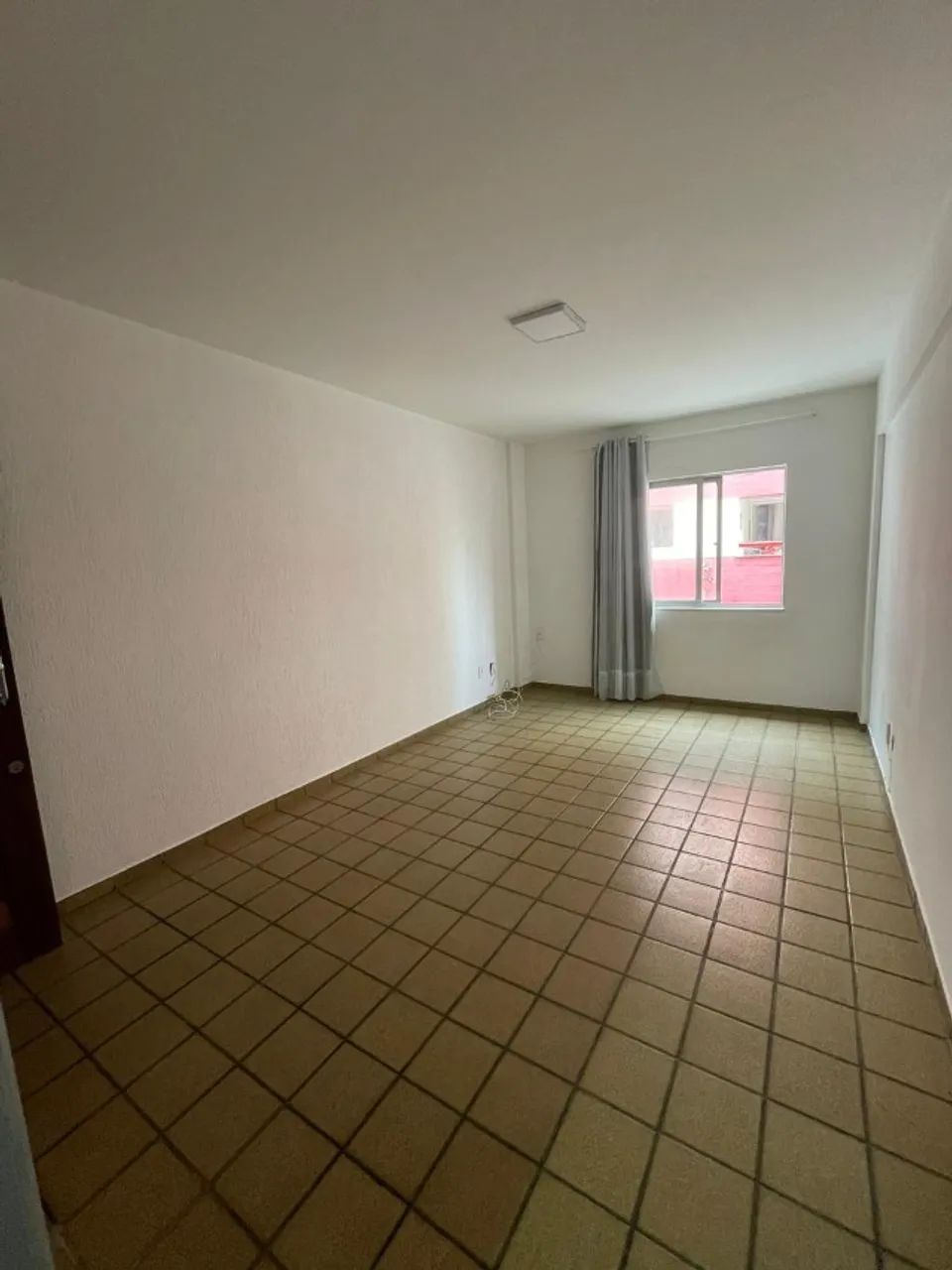 Alugo 1/4 revertido para 2 no Costa Azul - Foto 2