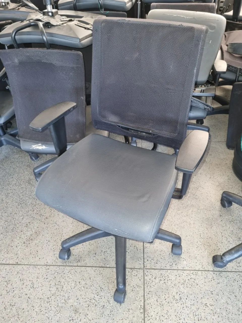 CADEIRAS DE ESCRITÓRIO PARA REFORMA LOTE