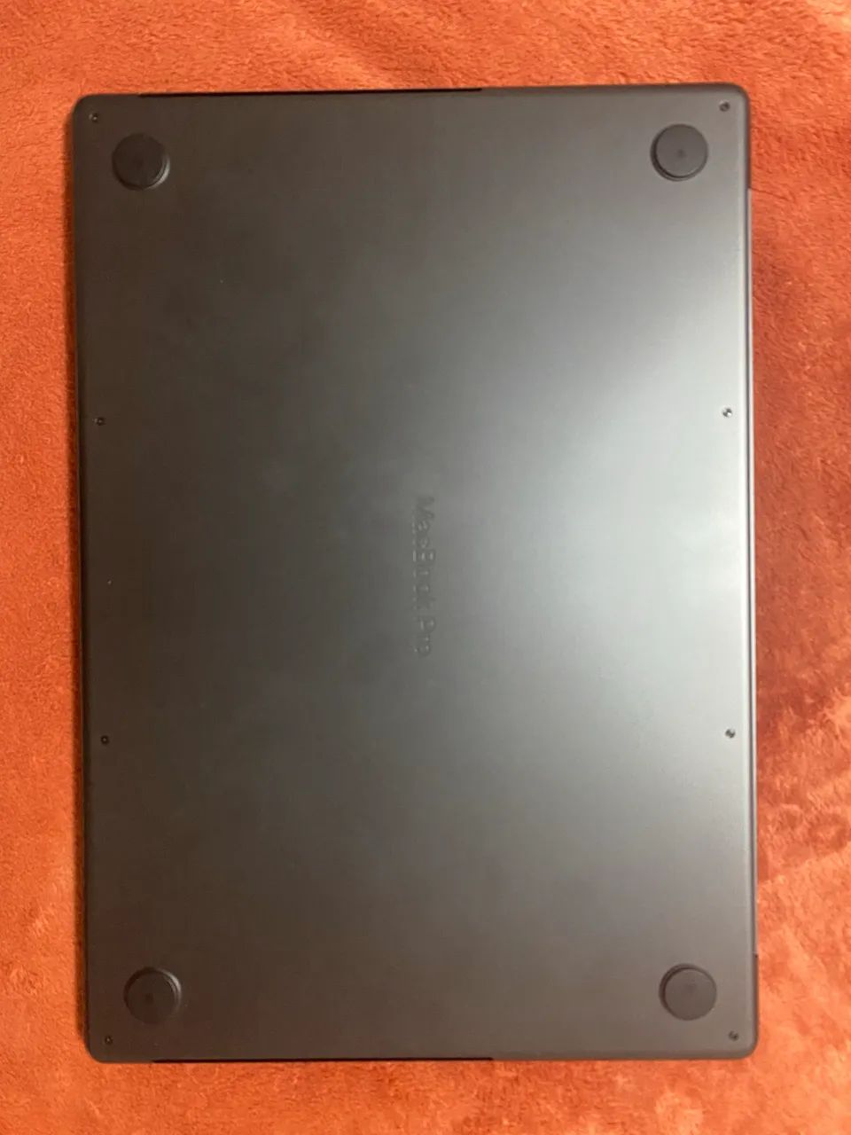 MacBook Pro M4 Pro 16?, 24GB RAM, SSD 512BG, CPU 14 Núcleos, - Foto 4