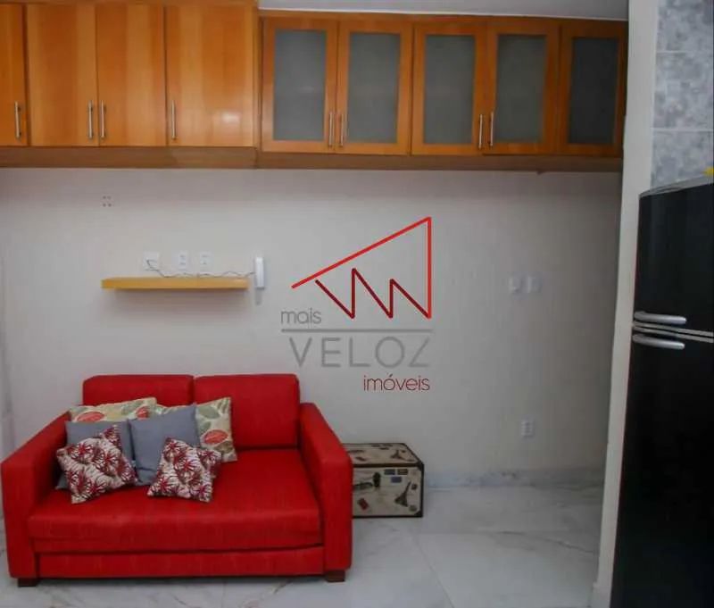Studio - / Residencial / Glória