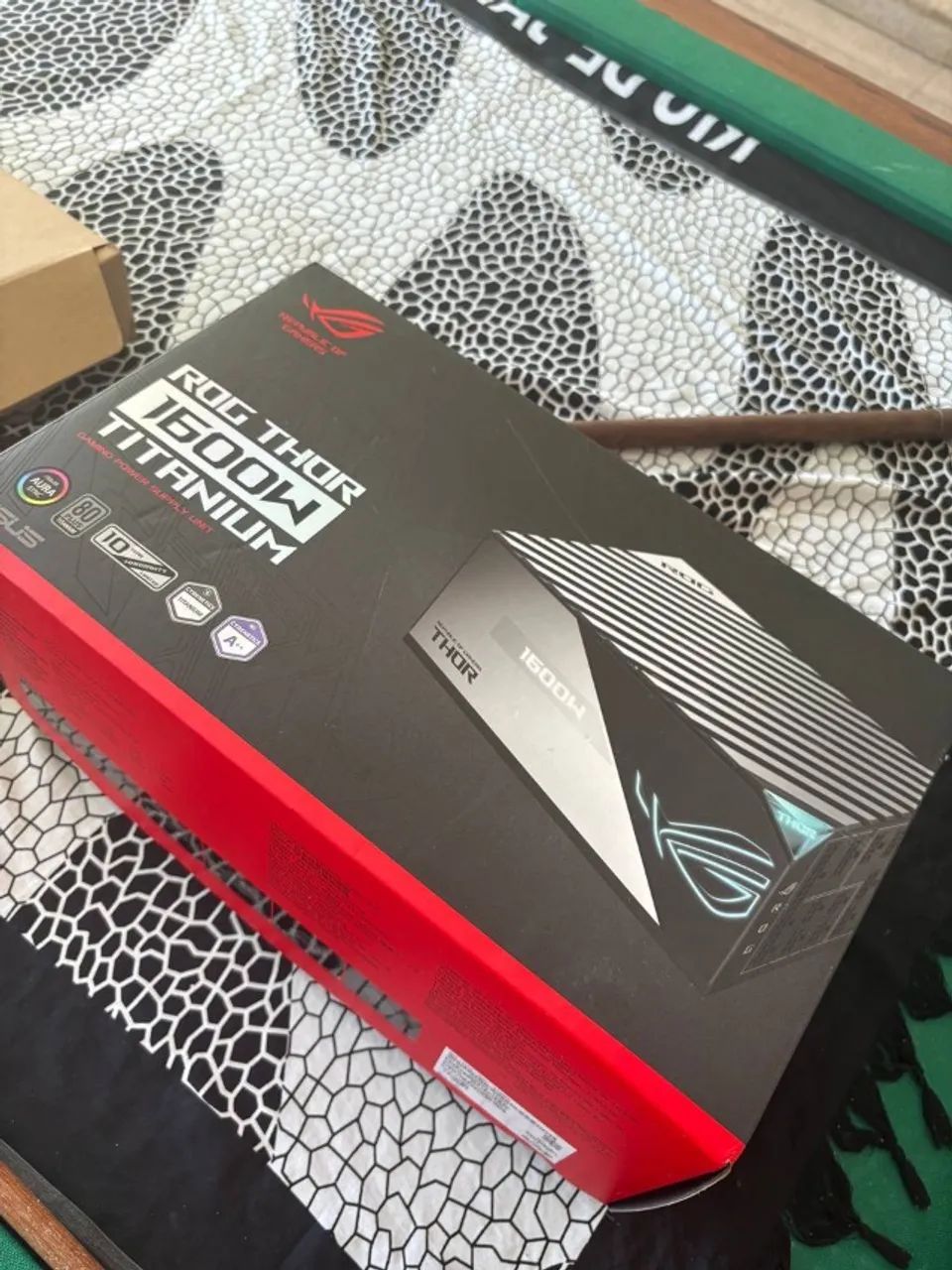 Fonte ROG Thor 1600W