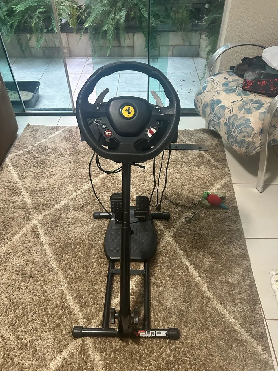 Volante Thrustmaster T80 Ferrari 488 GTB Edition - PS4 e PC