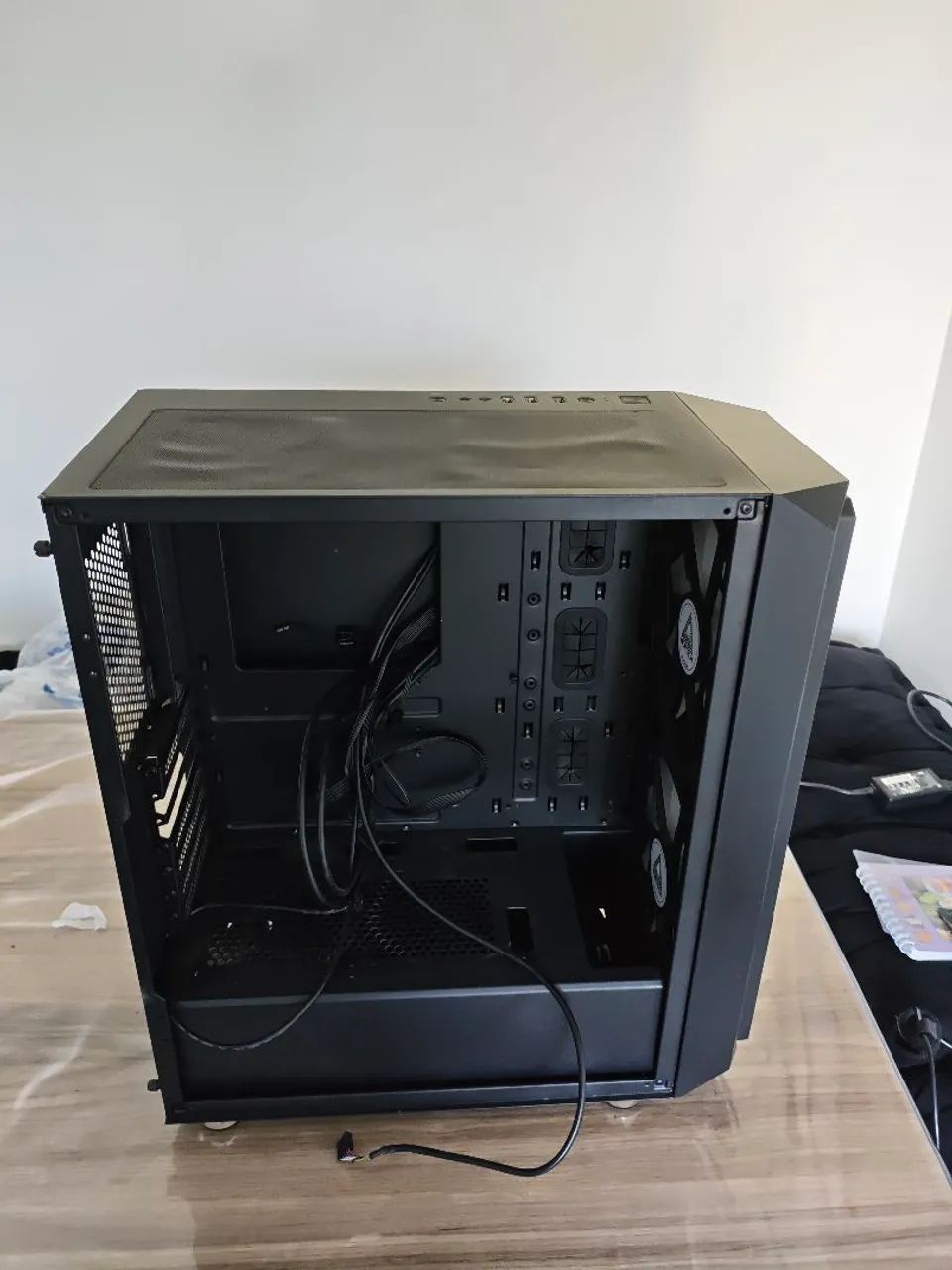 Gabinete montech Air x  - Foto 2