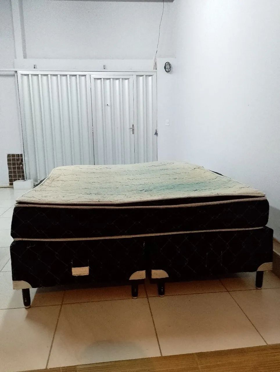 Vendo Cama Box - Queen  - Foto 4